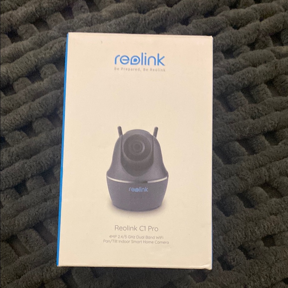 Link C1 Pro Black Indoor Security Camera